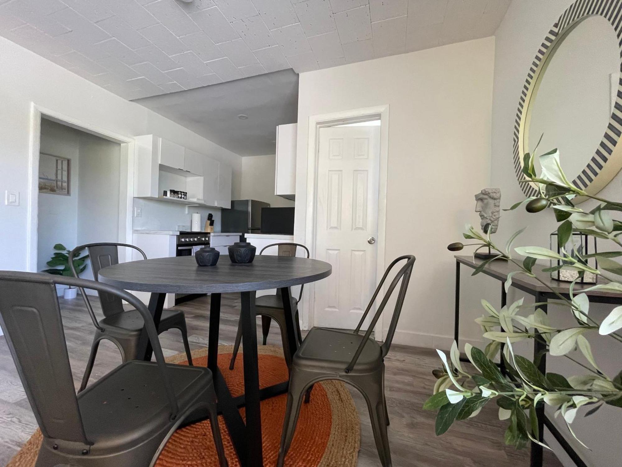 Fully Equipped Apartments With Parking Near Cocowalk Miami Exterior photo
