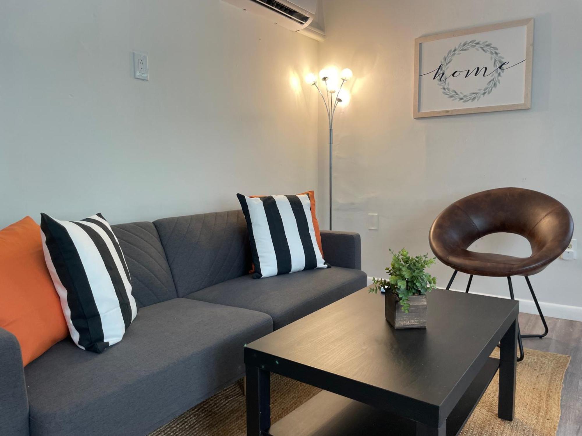 Fully Equipped Apartments With Parking Near Cocowalk Miami Exterior photo